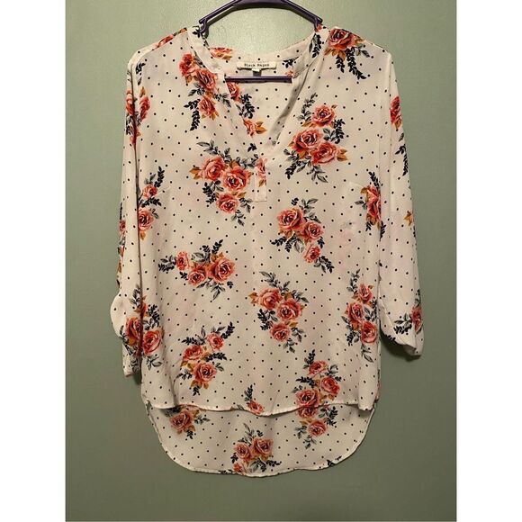 Black Rainn Floral Polka Dot 3/4 Sleeve V Neck Top Size Medium NWOT - Picture 1 of 7